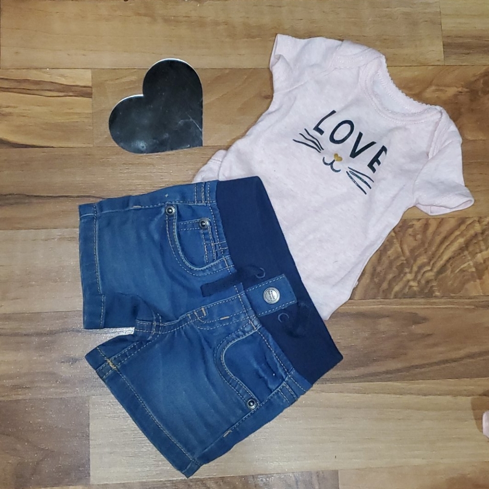 Infant shorts and shirt